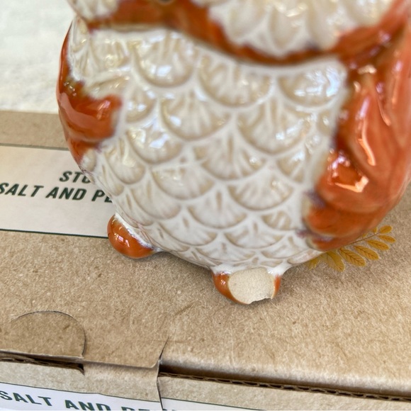Cracker Barrel Stoneware Owls Salt & Pepper Shakers in Original Box - Picture 9 of 15